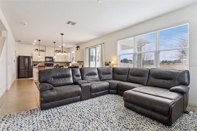 4076 GREEN ORCHARD AVENUE, Winter Garden, FL 34787