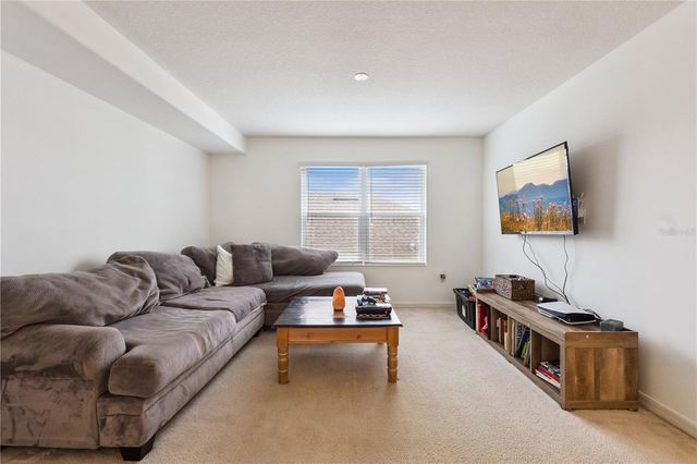 4076 GREEN ORCHARD AVENUE, Winter Garden, FL 34787