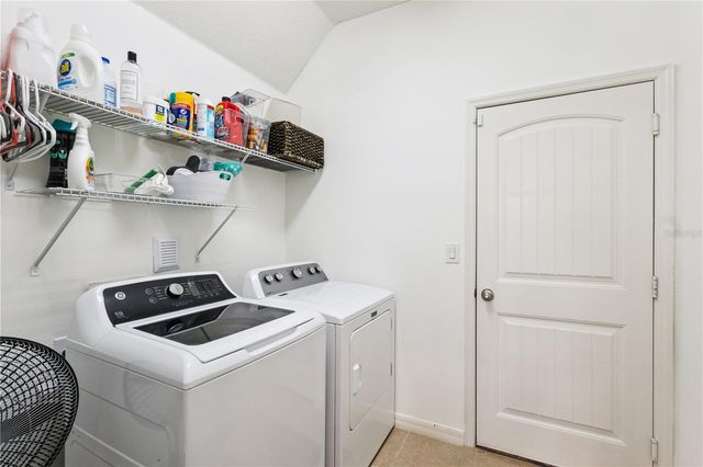 4076 GREEN ORCHARD AVENUE, Winter Garden, FL 34787