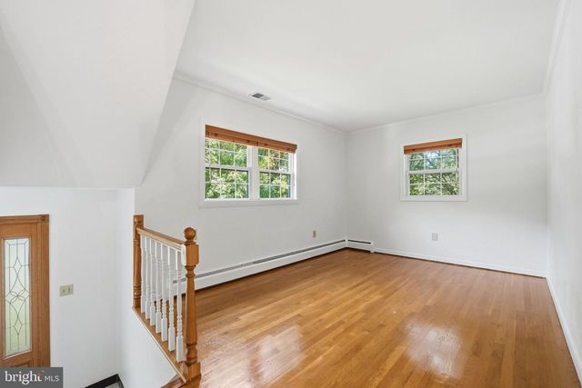 14307 FAIRVIEW LN, Woodbridge, VA 22193