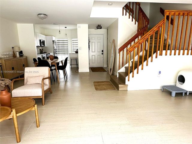 14305 SW 57th Ln 7-8, Miami, FL 33183