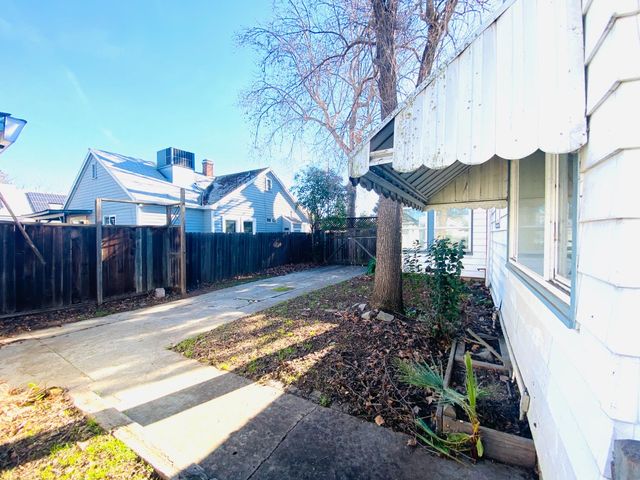 711 Taber Ave, Yuba City, CA 95991