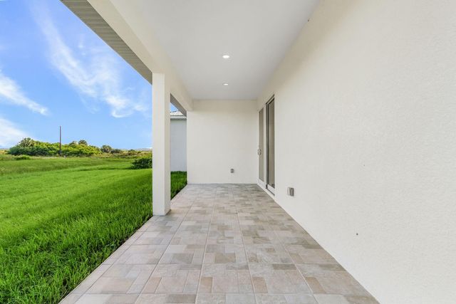 526 Braelyn St, Port Labelle, FL 33935