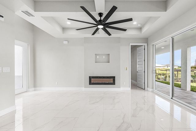 526 Braelyn St, Port Labelle, FL 33935