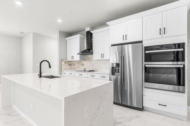 526 Braelyn St, Port Labelle, FL 33935