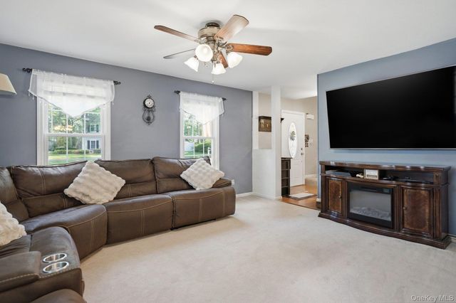 28 Cedar Heights Drive, Ridge, NY 11961