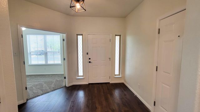 1408 Twin CV, Kyle, TX 78640