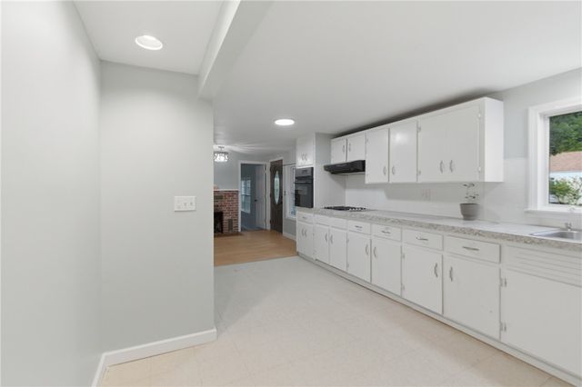 38 Franklin Street, East Providence, RI 02915