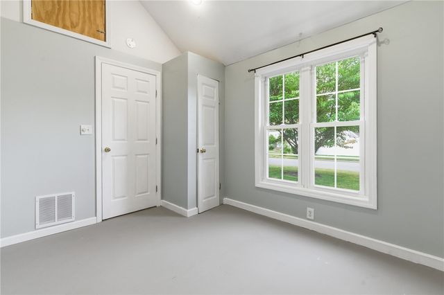 38 Franklin Street, East Providence, RI 02915