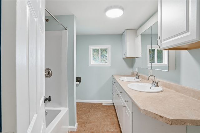 38 Franklin Street, East Providence, RI 02915