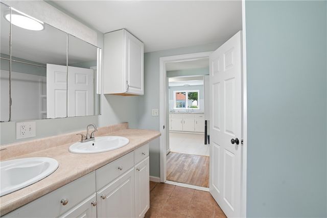 38 Franklin Street, East Providence, RI 02915