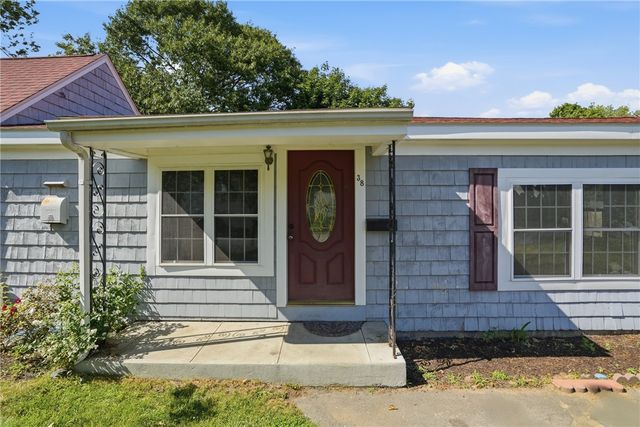 38 Franklin Street, East Providence, RI 02915