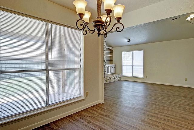 4305 Beard Dr, Corpus Christi, TX 78413