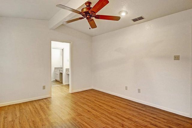 4305 Beard Dr, Corpus Christi, TX 78413