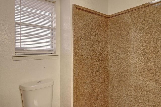 4305 Beard Dr, Corpus Christi, TX 78413