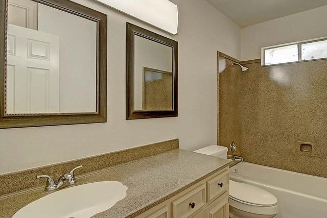 4305 Beard Dr, Corpus Christi, TX 78413