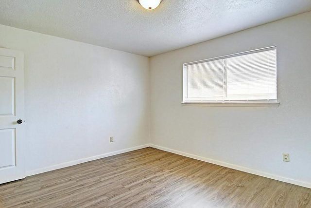 4305 Beard Dr, Corpus Christi, TX 78413