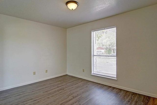 4305 Beard Dr, Corpus Christi, TX 78413