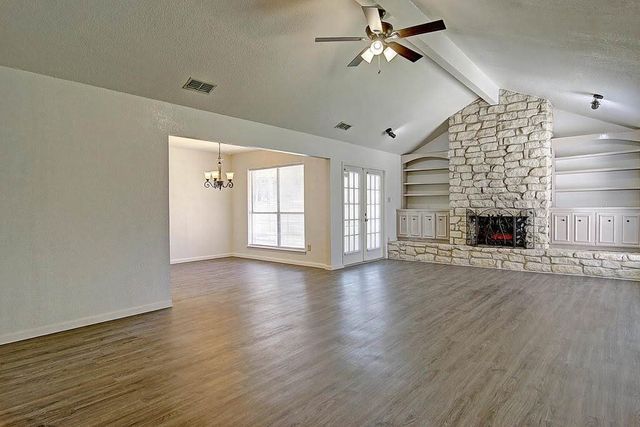 4305 Beard Dr, Corpus Christi, TX 78413