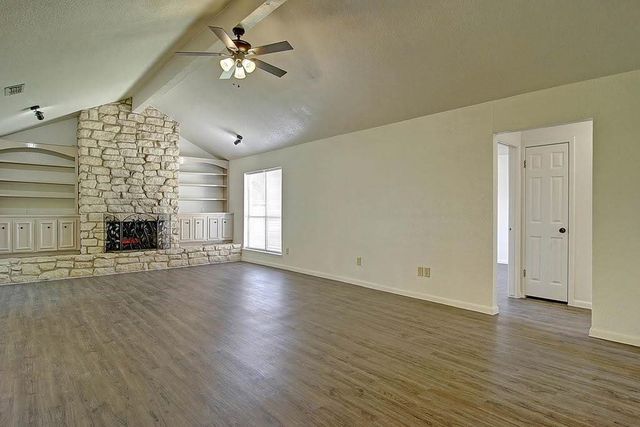 4305 Beard Dr, Corpus Christi, TX 78413