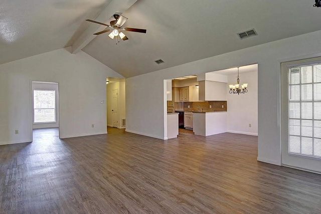 4305 Beard Dr, Corpus Christi, TX 78413