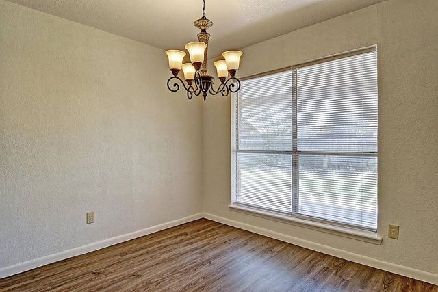 4305 Beard Dr, Corpus Christi, TX 78413
