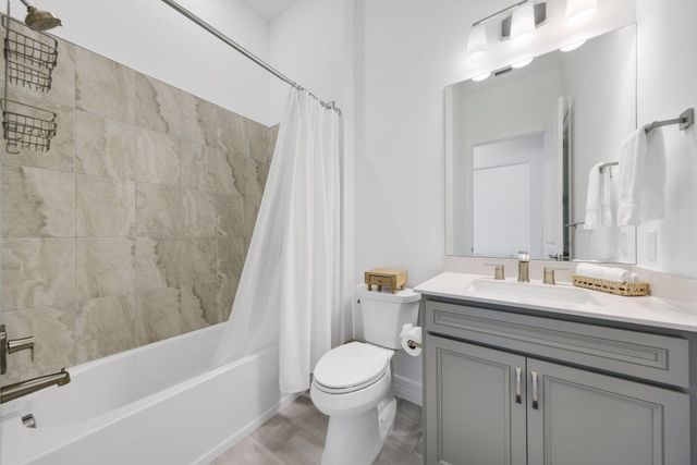 10466 Northbrook Circle, Palm Beach Gardens, FL 33412