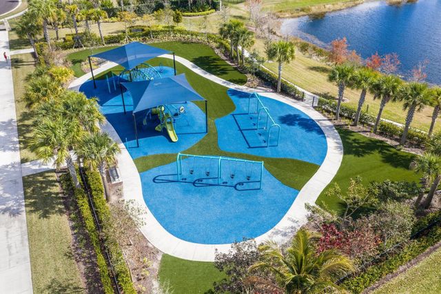 10466 Northbrook Circle, Palm Beach Gardens, FL 33412
