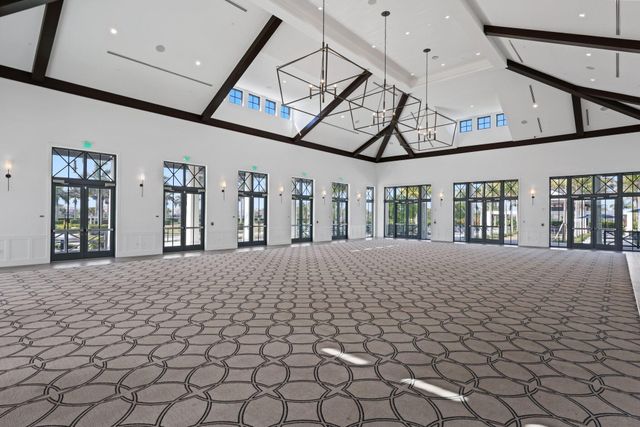 10466 Northbrook Circle, Palm Beach Gardens, FL 33412
