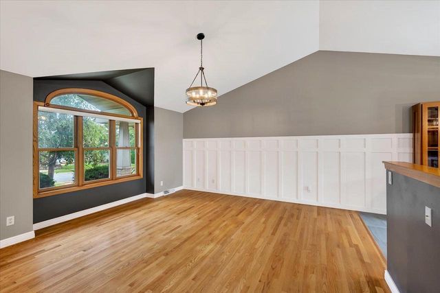 3522 Field Crest Way, Madison, WI 53719