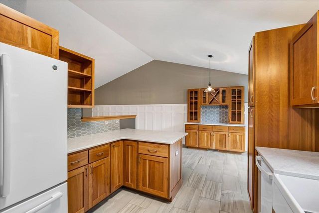 3522 Field Crest Way, Madison, WI 53719