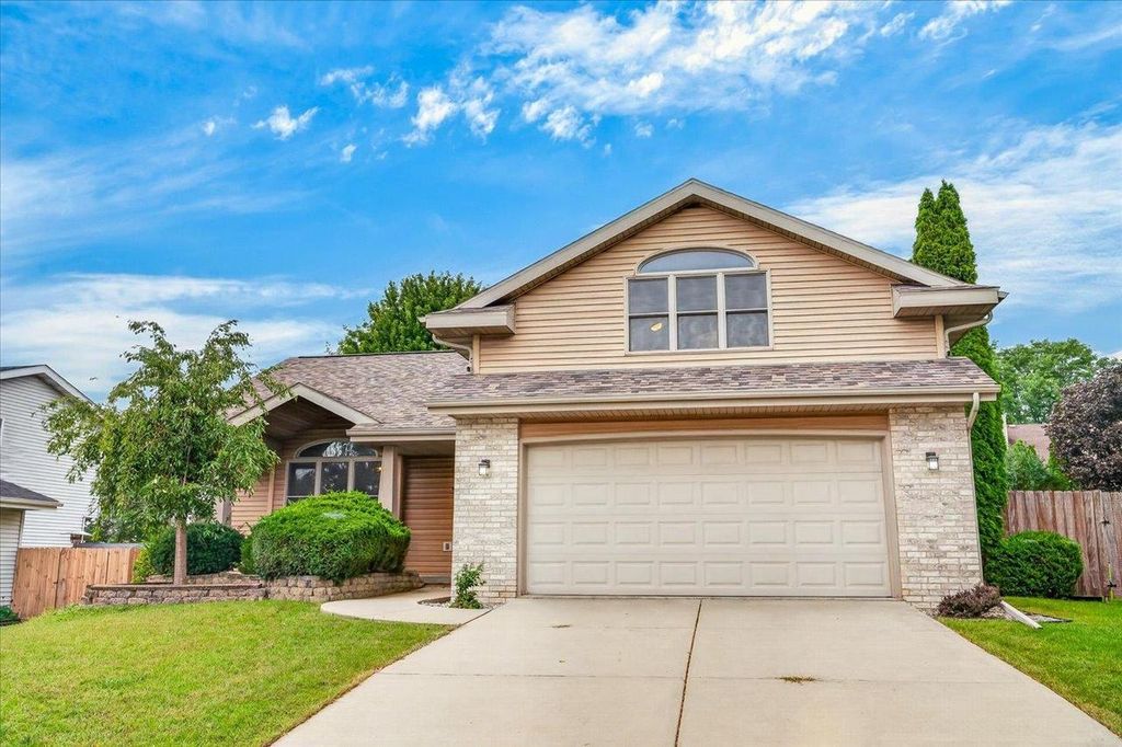 3522 Field Crest Way, Madison, WI 53719