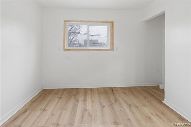 18821 Albany Street, Detroit, MI 48234