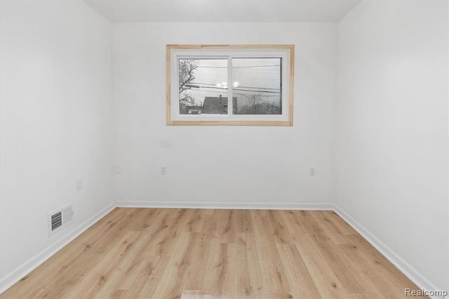 18821 Albany Street, Detroit, MI 48234