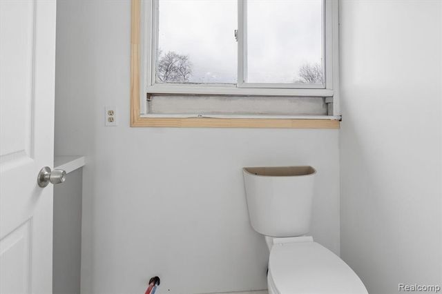 18821 Albany Street, Detroit, MI 48234