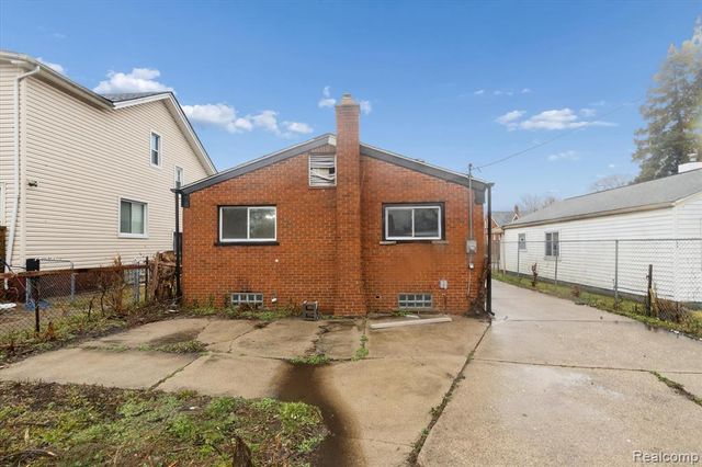 18821 Albany Street, Detroit, MI 48234