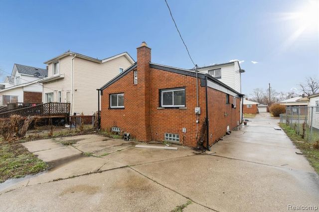 18821 Albany Street, Detroit, MI 48234