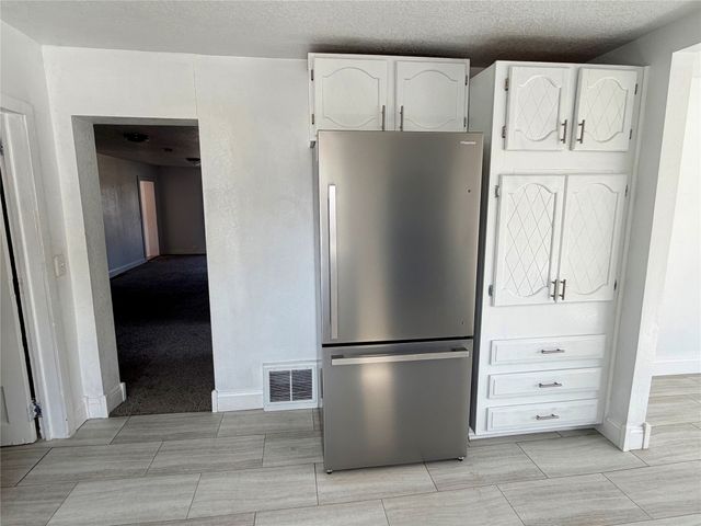 910 E Marion Street, Knoxville, IA 50138