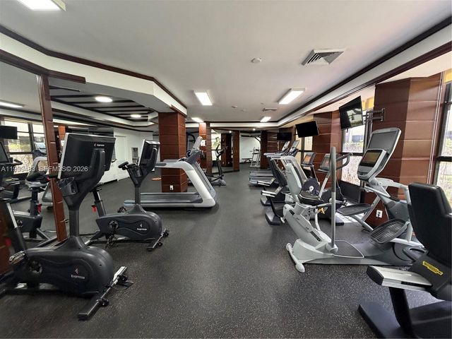 18151 NE 31st Ct 505, Aventura, FL 33160