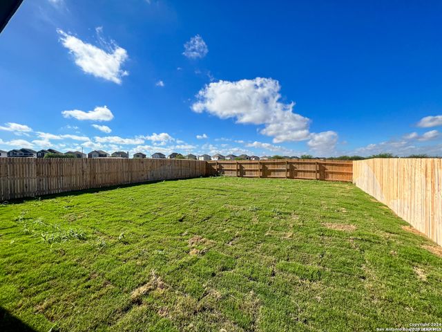 4555 Whispering Oak, New Braunfels, TX 78130