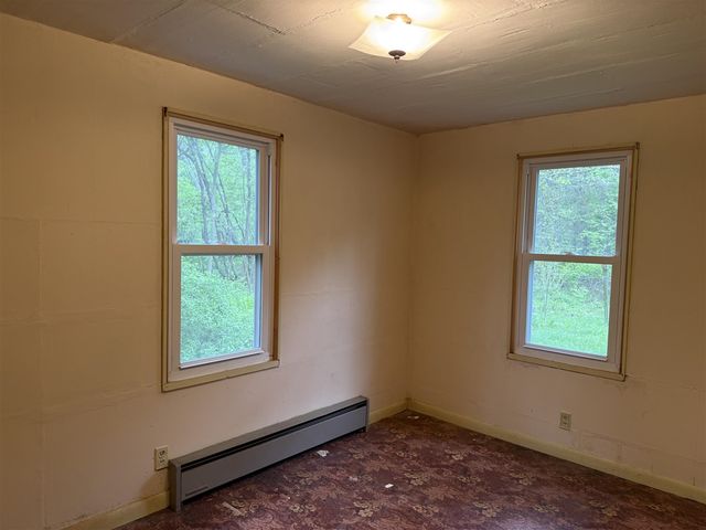 2264 White Street, Niles, MI 49120