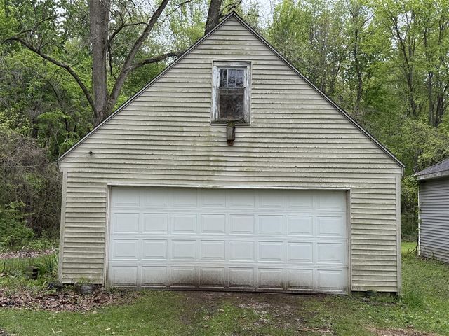 2264 White Street, Niles, MI 49120