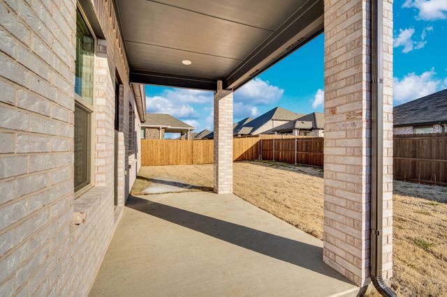 2119 Mustang Way, Seagoville, TX 75159