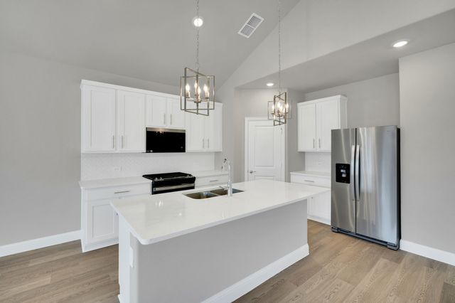 2119 Mustang Way, Seagoville, TX 75159