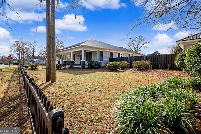 212 Durand Street, Woodbury, GA 30293