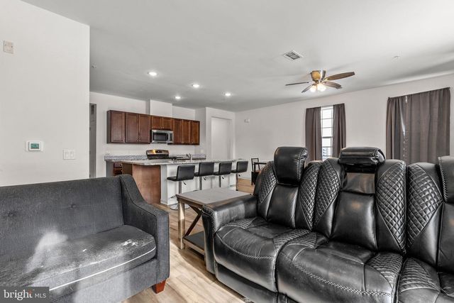 228 PARK LN, Dunellen, NJ 08812