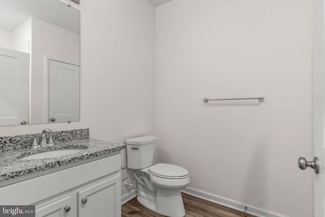 228 PARK LN, Dunellen, NJ 08812