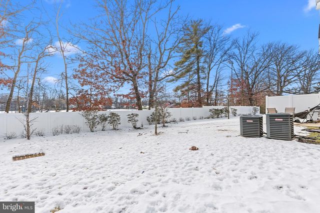 228 PARK LN, Dunellen, NJ 08812