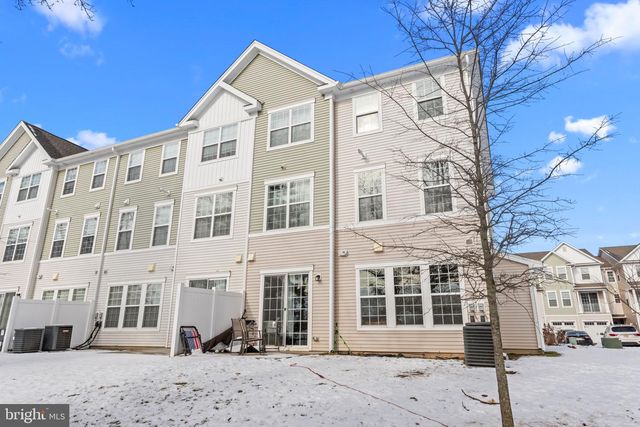 228 PARK LN, Dunellen, NJ 08812