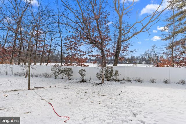 228 PARK LN, Dunellen, NJ 08812